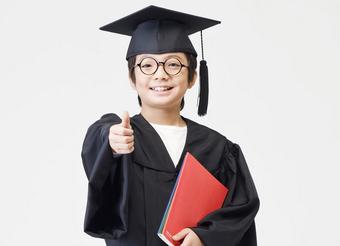 2018年成人高考毕业证的待遇,你知道几个?