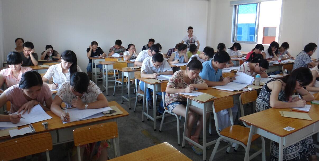 贵州省成人高考高起本学费一般交几次?(图1)