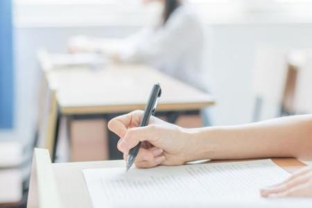 贵州省成人高考药学专业考试科目有哪些